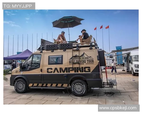 世界房车锦标赛盛况空前各国车手争夺荣耀与梦想的巅峰对决