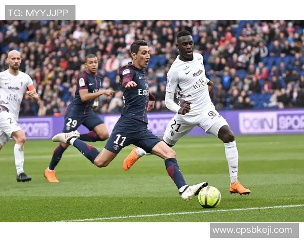 梅斯主场迎战巴黎圣日耳曼力争逆袭展现球队斗志与实力